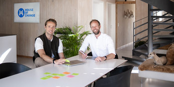 Die zwei Gründer des Startup info.link