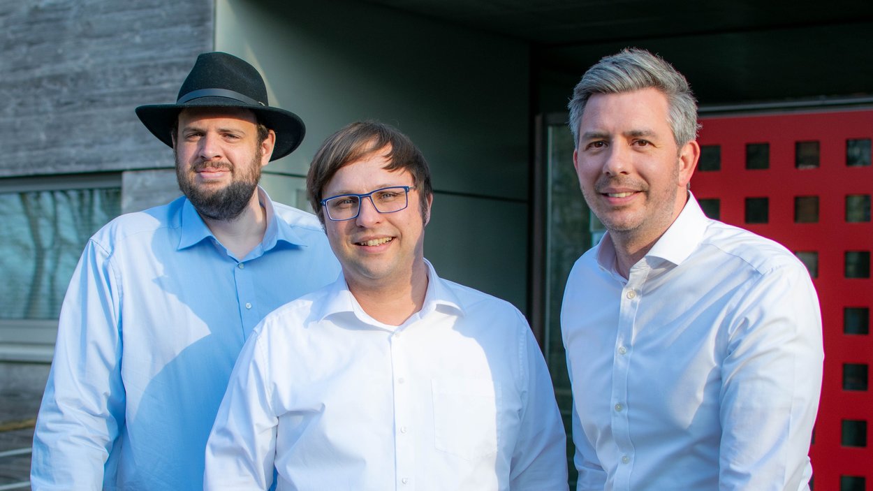 Additive Marking founding team from left to right: Philipp Alexander Bornefeld (CTO), Dr. Matthias Habdank (CEO) and Dr. Ulrich Jahnke (CEO) 